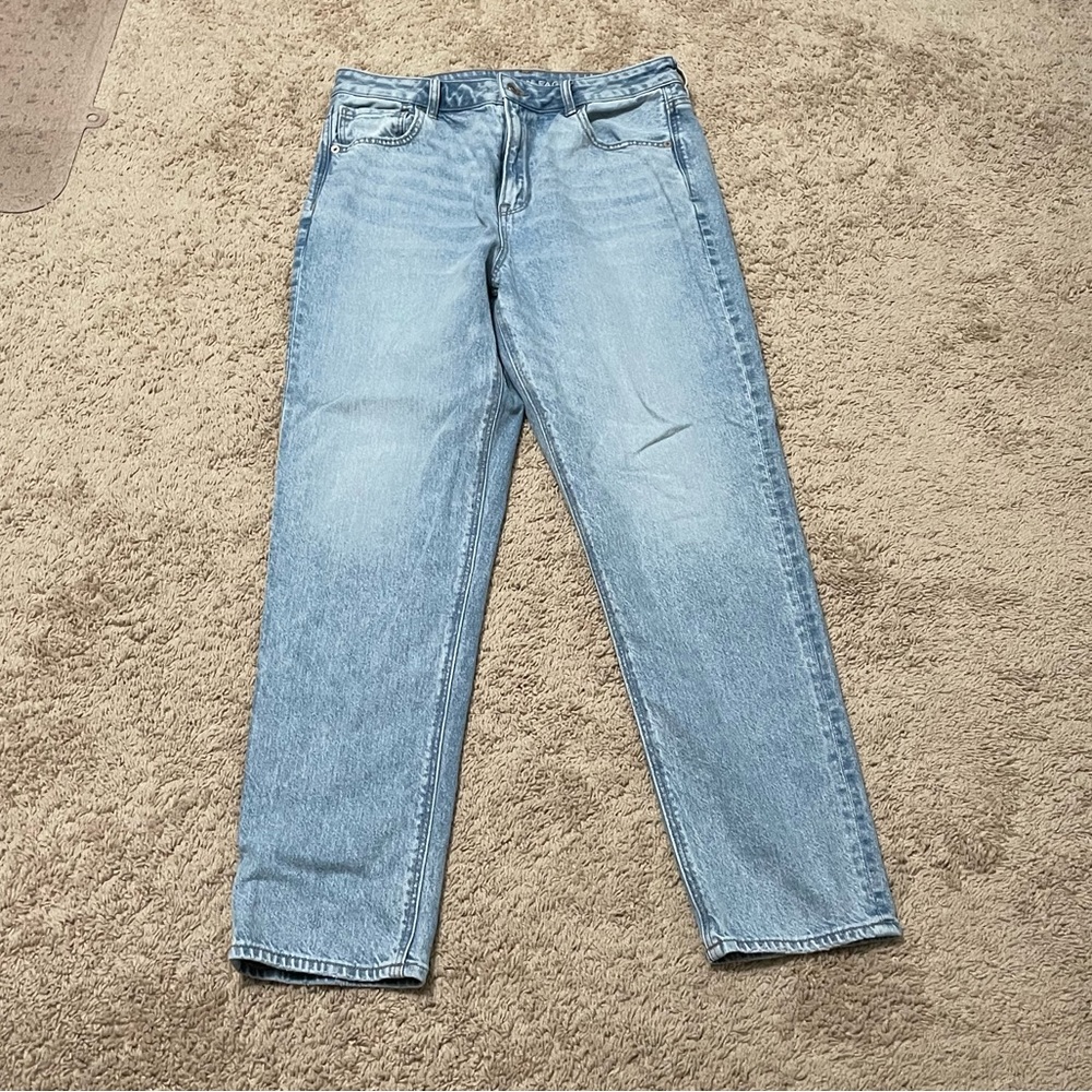 American Eagle Strigid Mom Jean High Waist size 12 long